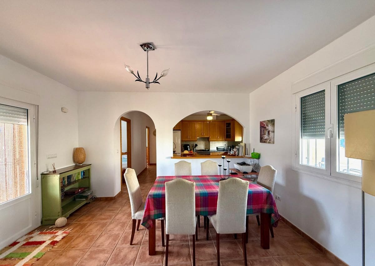 3 makuuhuone Huvila myytävänä paikassa Arboleas mukana uima-altaan - 269 000 € (Ref: 9554266)