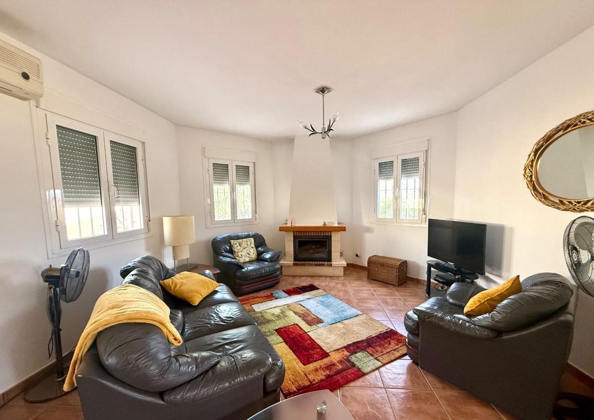 3 makuuhuone Huvila myytävänä paikassa Arboleas mukana uima-altaan - 269 000 € (Ref: 9554266)