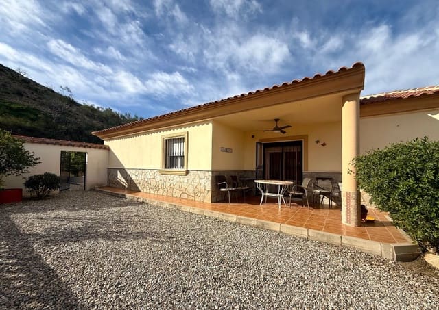 3 makuuhuone Huvila myytävänä paikassa Arboleas mukana uima-altaan - 269 000 € (Ref: 9554266)