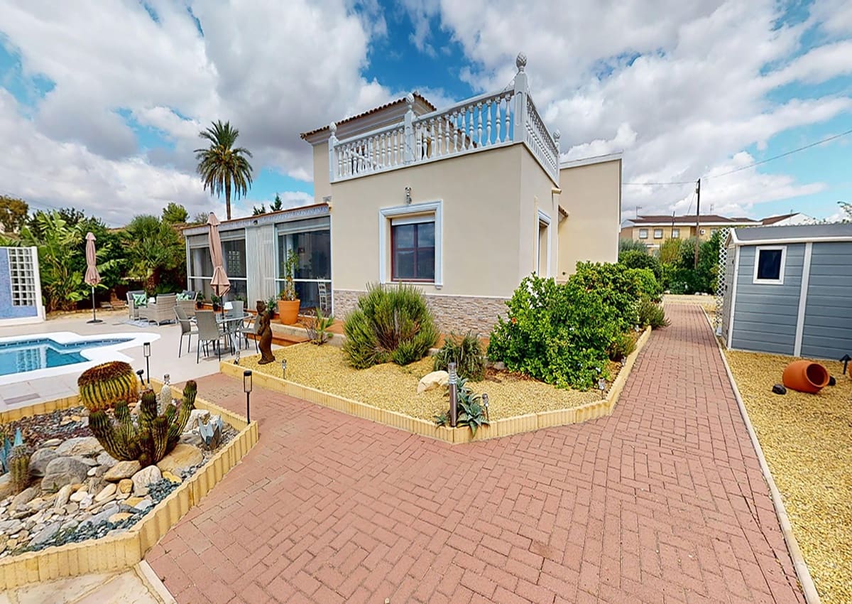 3 makuuhuone Huvila myytävänä paikassa La Alfoquia mukana uima-altaan - 375 000 € (Ref: 9598138)