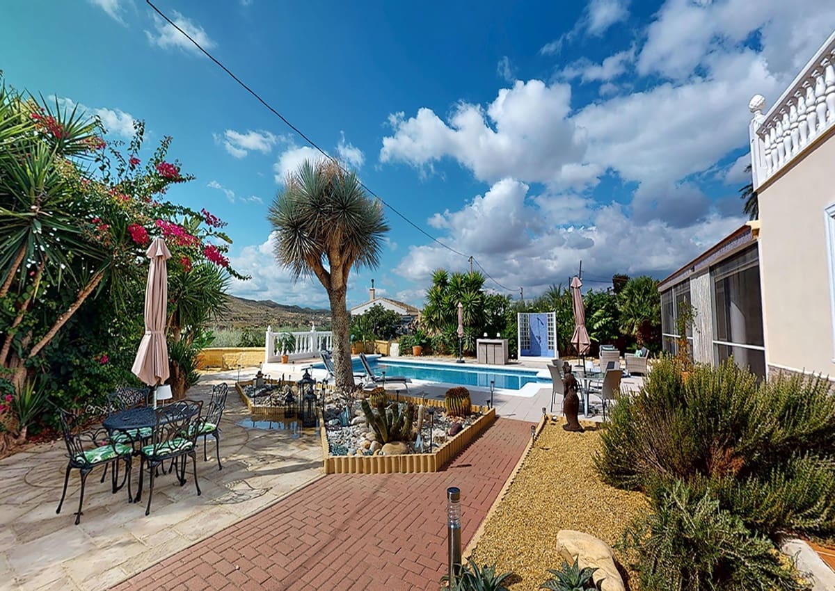 3 makuuhuone Huvila myytävänä paikassa La Alfoquia mukana uima-altaan - 375 000 € (Ref: 9598138)