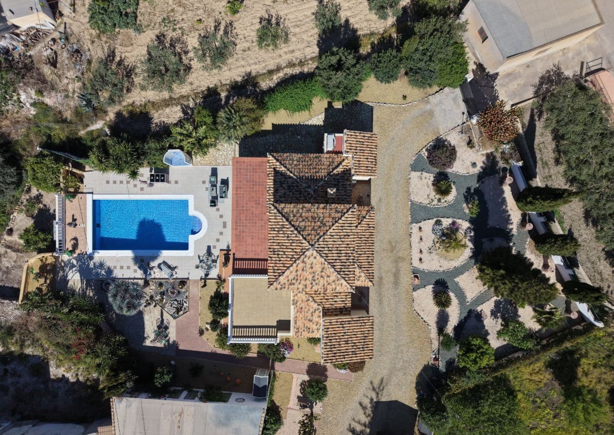 3 bedroom Villa for sale in La Alfoquia with pool - € 375,000 (Ref: 9598138)