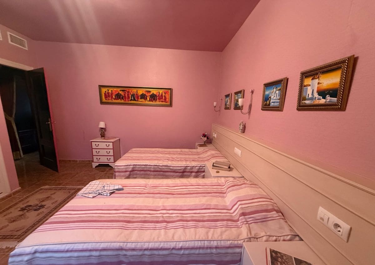 3 makuuhuone Huvila myytävänä paikassa Arboleas mukana uima-altaan - 350 000 € (Ref: 9603479)