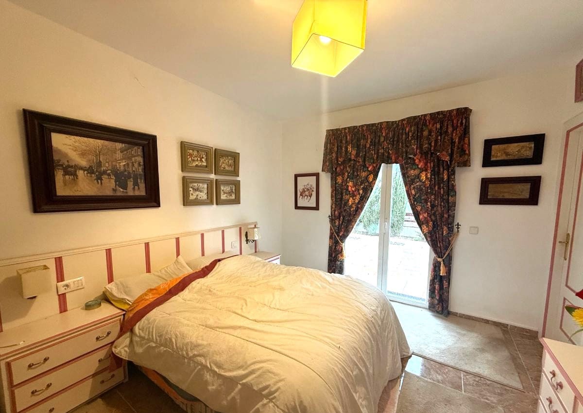 3 makuuhuone Huvila myytävänä paikassa Arboleas mukana uima-altaan - 350 000 € (Ref: 9603479)