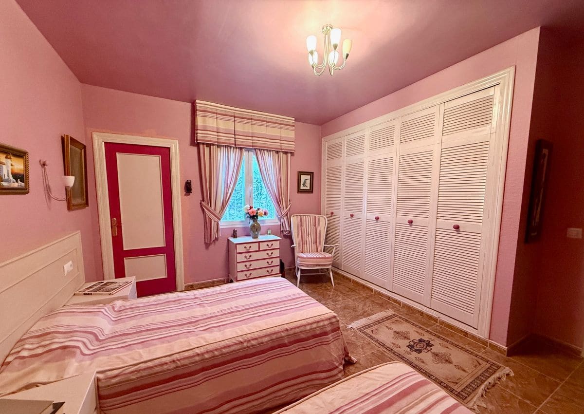 3 makuuhuone Huvila myytävänä paikassa Arboleas mukana uima-altaan - 350 000 € (Ref: 9603479)