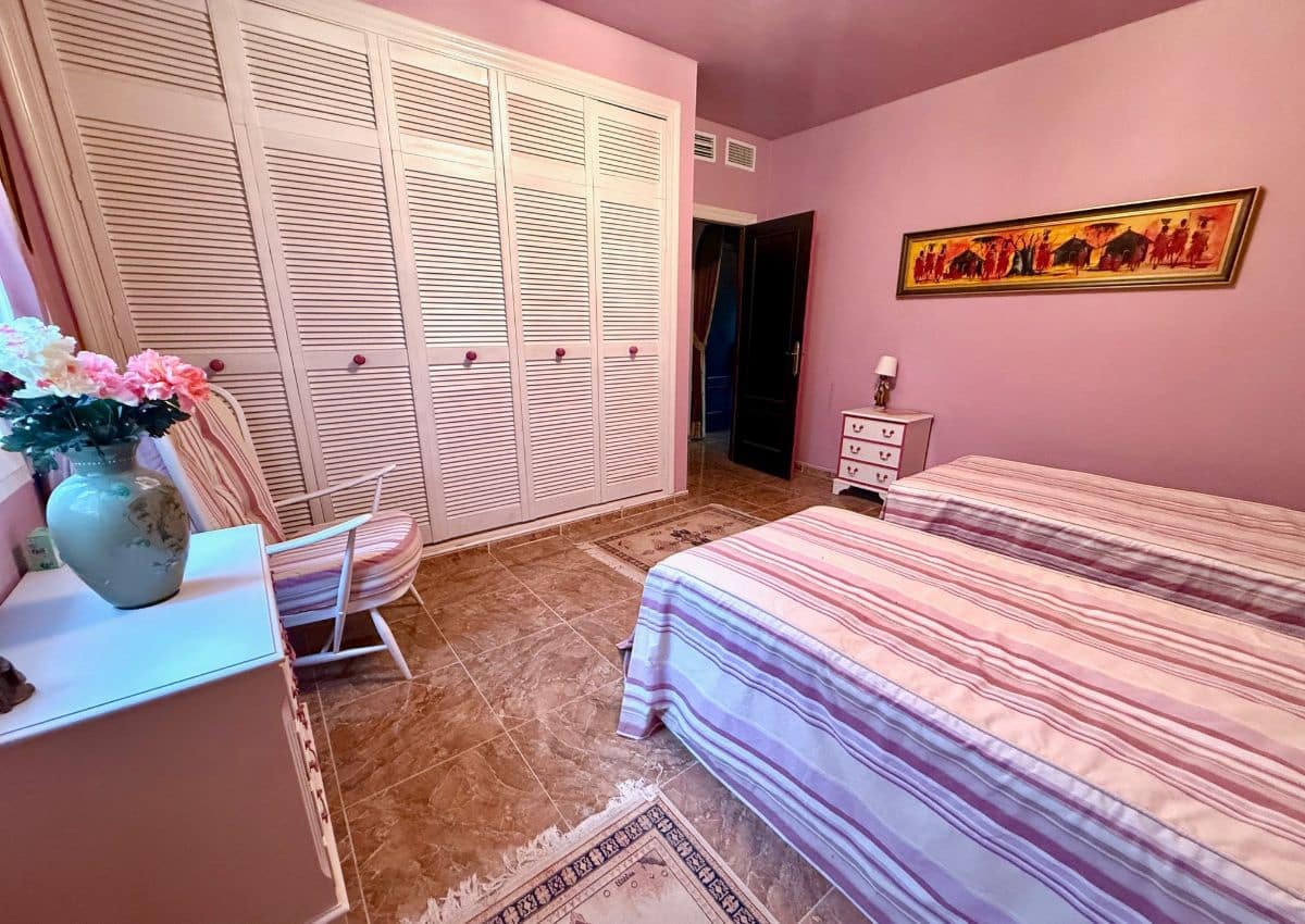 3 makuuhuone Huvila myytävänä paikassa Arboleas mukana uima-altaan - 350 000 € (Ref: 9603479)