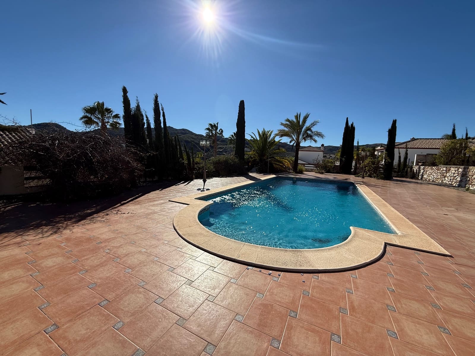 3 makuuhuone Huvila myytävänä paikassa Arboleas mukana uima-altaan - 350 000 € (Ref: 9603479)