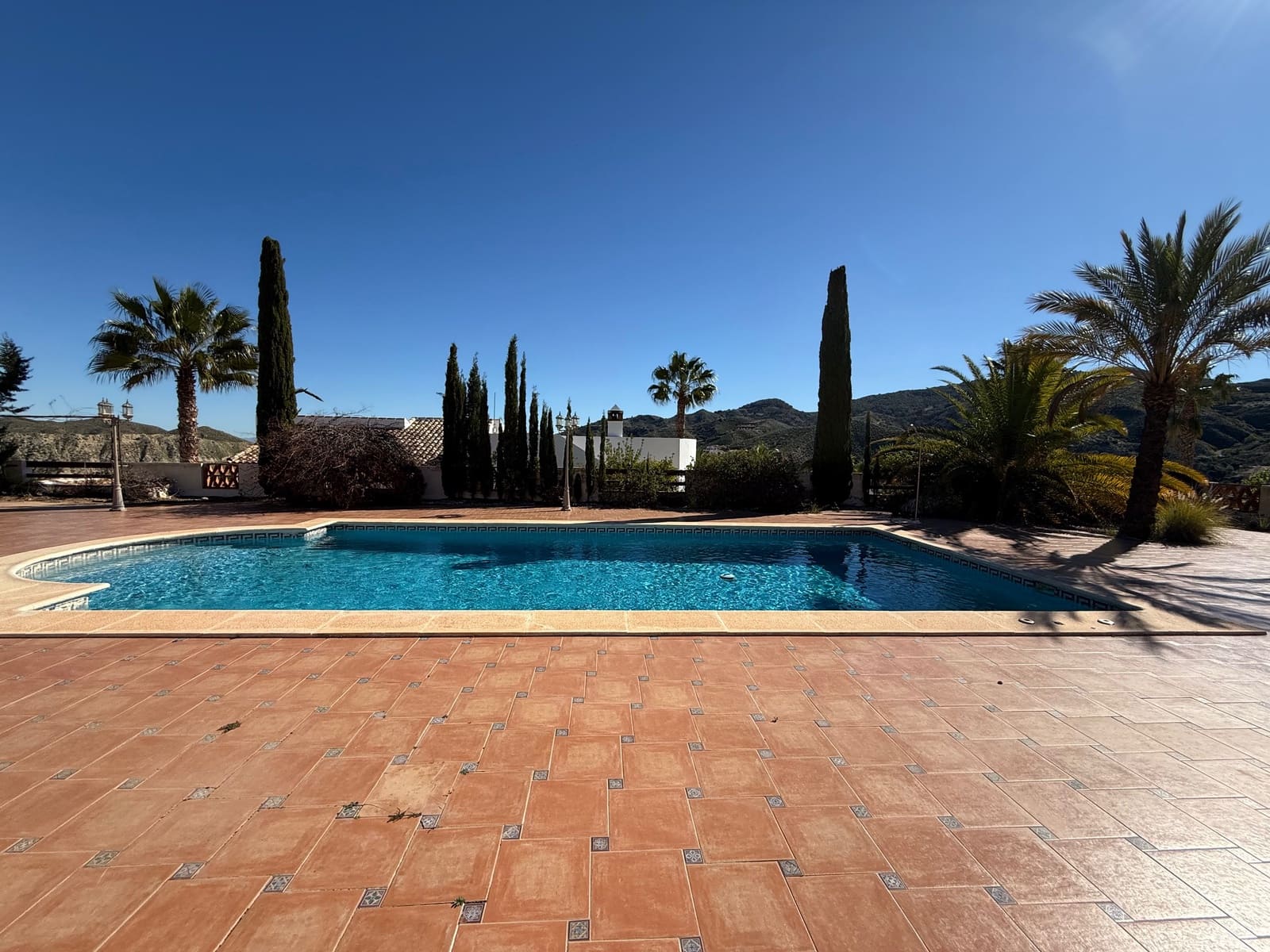 3 makuuhuone Huvila myytävänä paikassa Arboleas mukana uima-altaan - 350 000 € (Ref: 9603479)