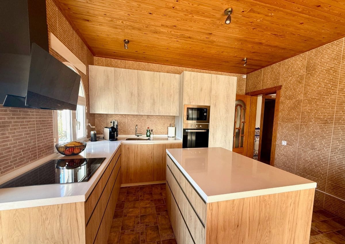 4 soverom Finca/Herregård til salgs i Oria med svømmebasseng - € 384 995 (Ref: 9610520)