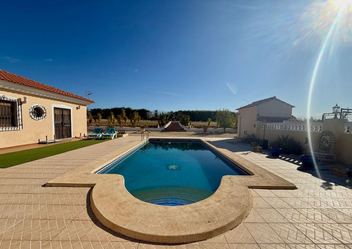 2 sovrum Villa till salu i Albox med pool - 249 995 € (Ref: 9633713)