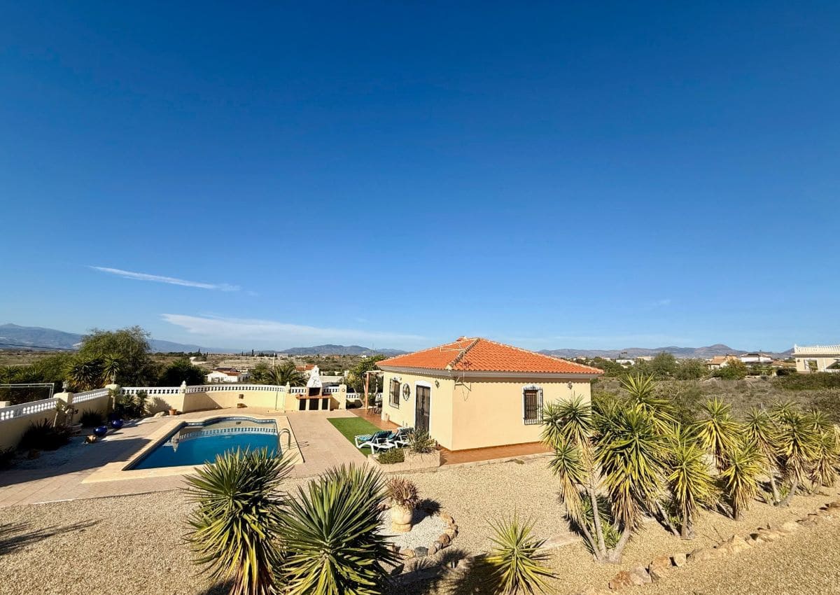 2 sovrum Villa till salu i Albox med pool - 249 995 € (Ref: 9633713)