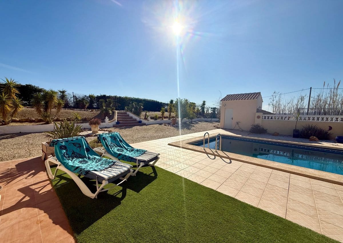 2 sovrum Villa till salu i Albox med pool - 249 995 € (Ref: 9633713)