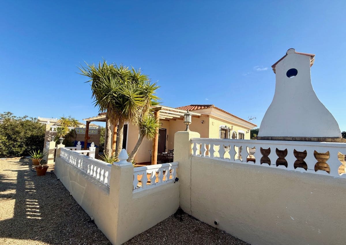 2 sovrum Villa till salu i Albox med pool - 249 995 € (Ref: 9633713)