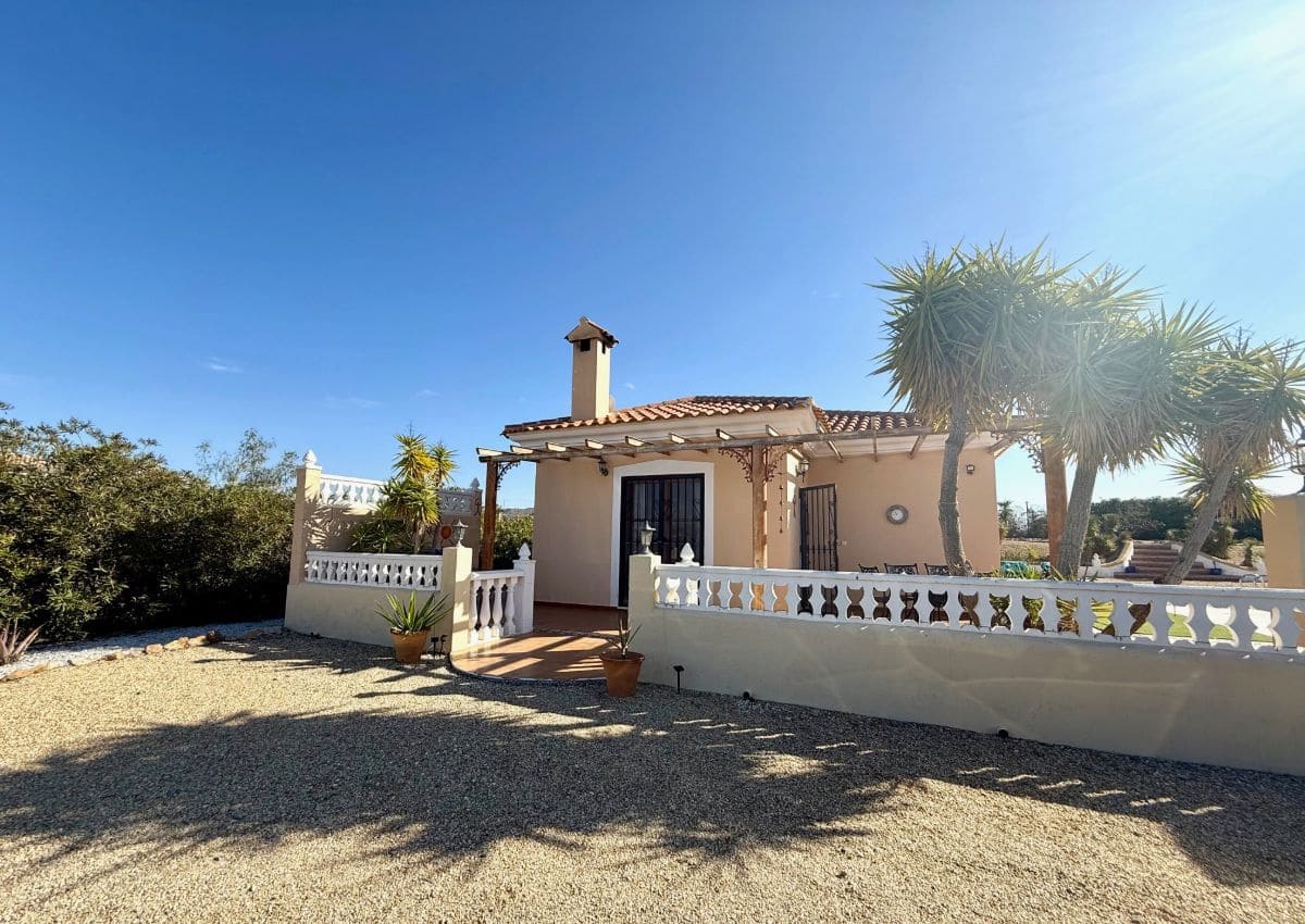 2 sovrum Villa till salu i Albox med pool - 249 995 € (Ref: 9633713)