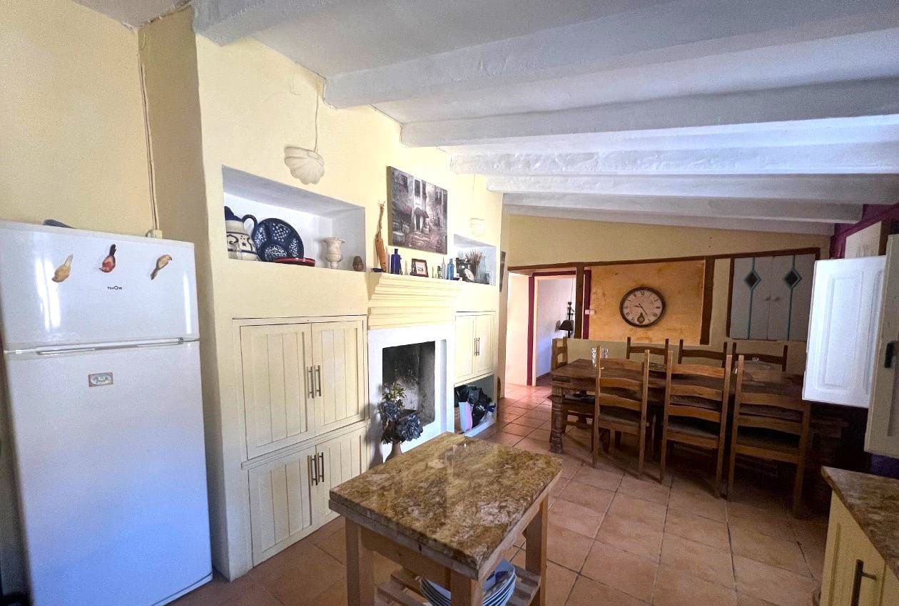 7 slaapkamer Finca/Landhuis te koop in Cantoria met zwembad - € 299.999 (Ref: 9641084)