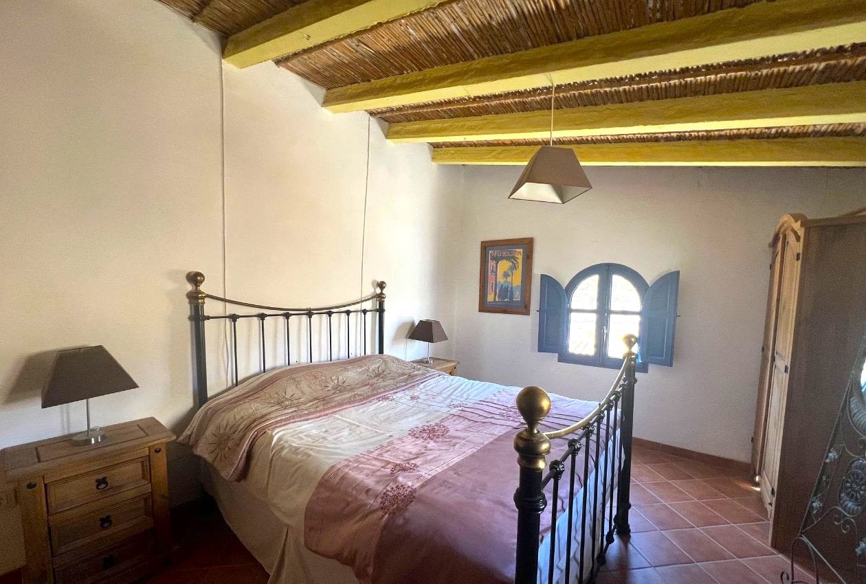 7 slaapkamer Finca/Landhuis te koop in Cantoria met zwembad - € 299.999 (Ref: 9641084)
