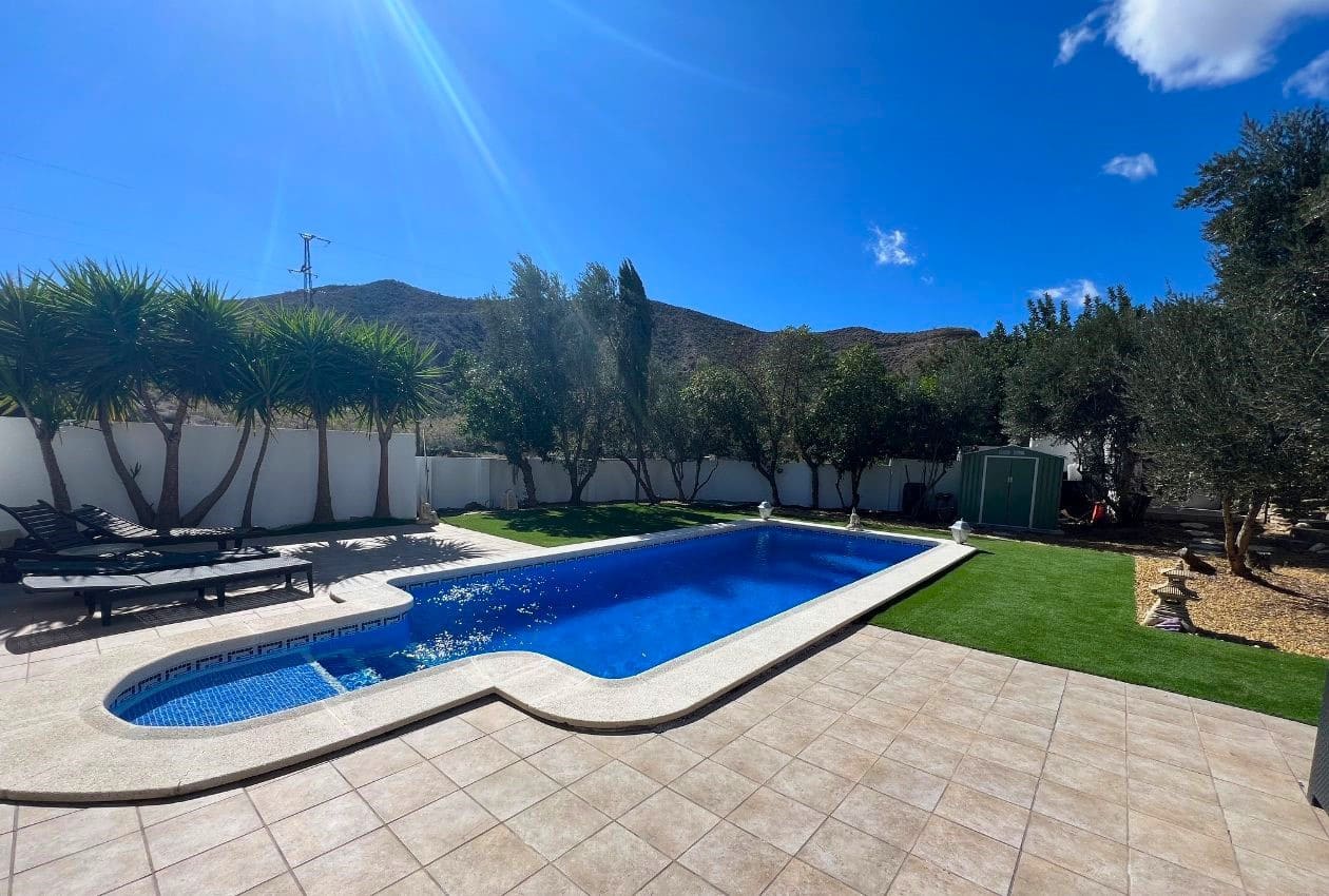 7 slaapkamer Finca/Landhuis te koop in Cantoria met zwembad - € 299.999 (Ref: 9641084)