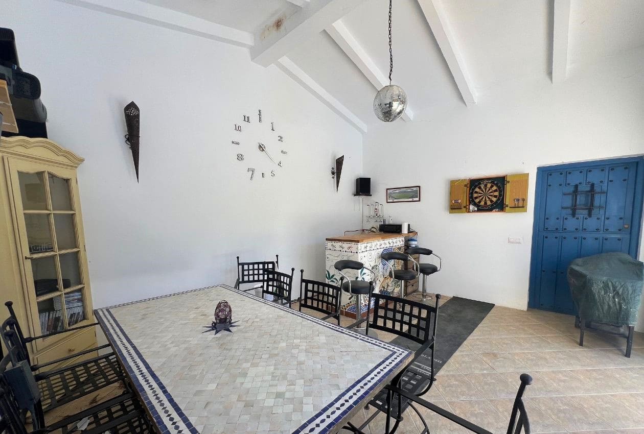 7 slaapkamer Finca/Landhuis te koop in Cantoria met zwembad - € 299.999 (Ref: 9641084)