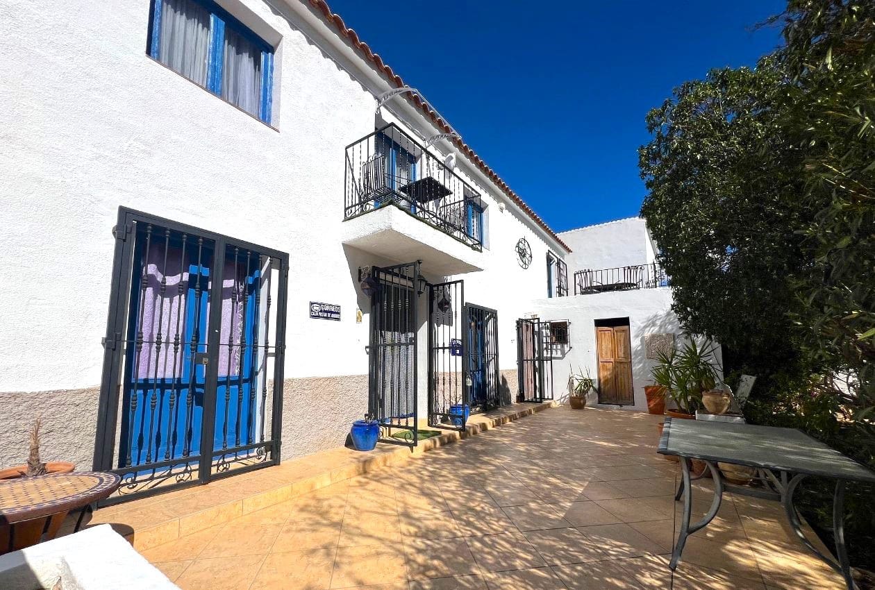 7 slaapkamer Finca/Landhuis te koop in Cantoria met zwembad - € 299.999 (Ref: 9641084)