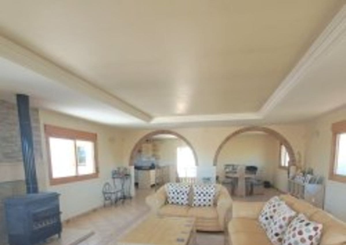 6 quarto Quinta/Casa Rural para venda em Iznajar com piscina - 580 000 € (Ref: 9643521)