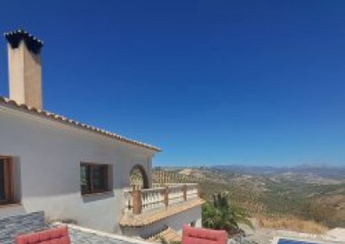 6 quarto Quinta/Casa Rural para venda em Iznajar com piscina - 580 000 € (Ref: 9643521)