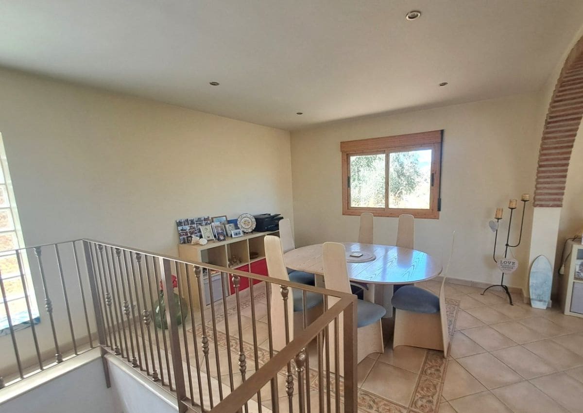 6 quarto Quinta/Casa Rural para venda em Iznajar com piscina - 580 000 € (Ref: 9643521)