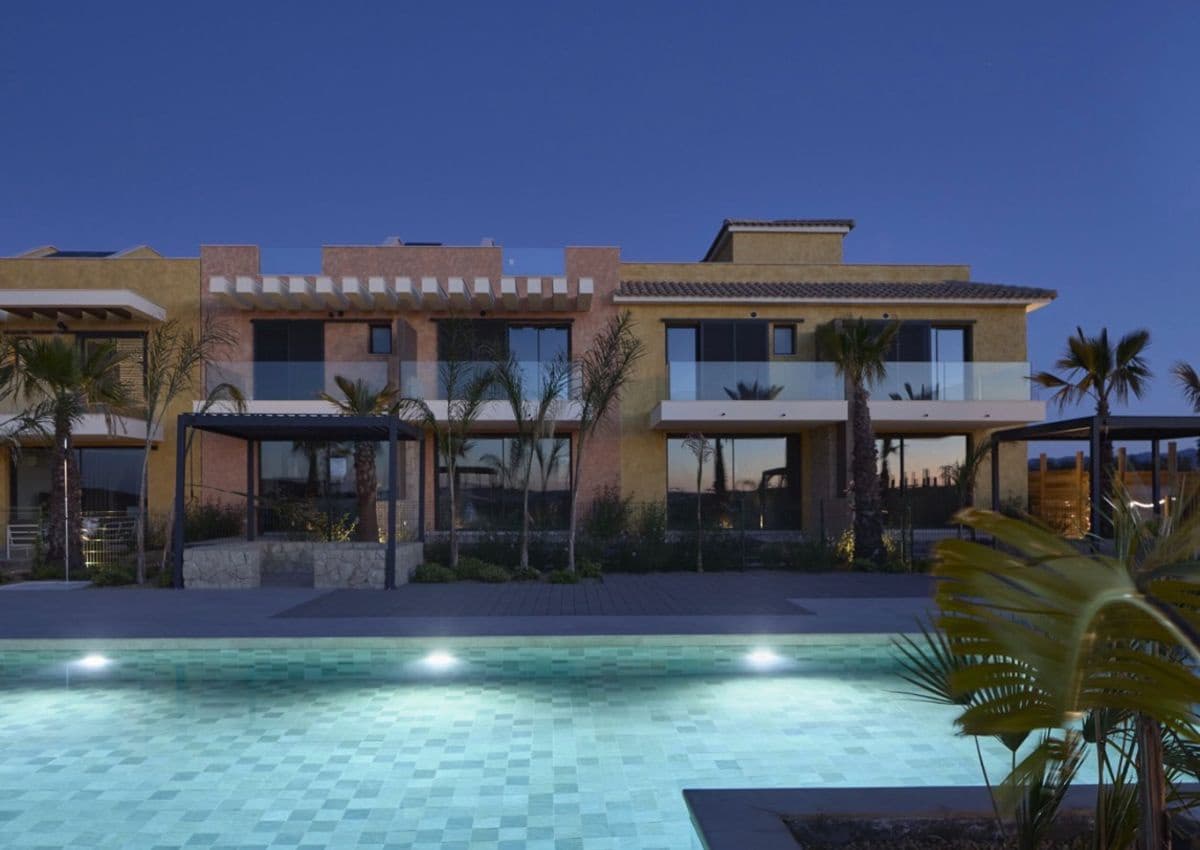 Casa de 2 habitaciones en Cuevas del Almanzora en venta - 300.000 € (Ref: 9665424)