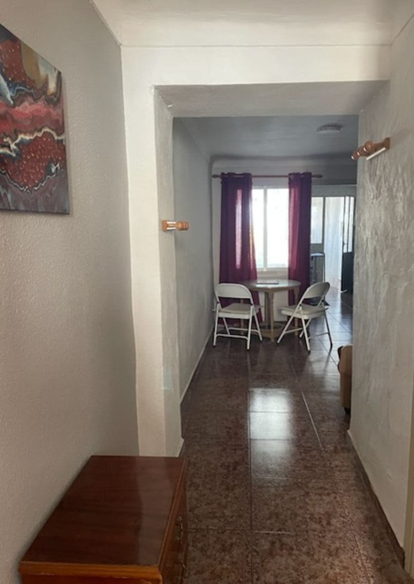 8 bedroom Townhouse for sale in Castillo de Locubin - € 74,000 (Ref: 9672748)