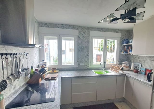 4 makuuhuone Omakotitalo myytävänä paikassa Fuente-Tójar - 92 750 € (Ref: 9676505)