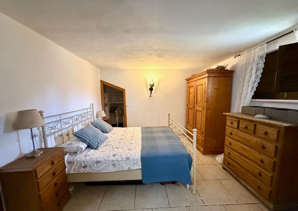 5 bedroom Finca/Country House for sale in Santa Maria de Nieva - € 179,950 (Ref: 9697774)