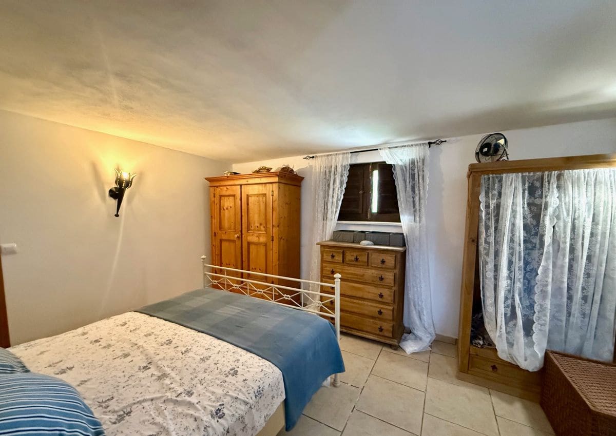 5 bedroom Finca/Country House for sale in Santa Maria de Nieva - € 179,950 (Ref: 9697774)