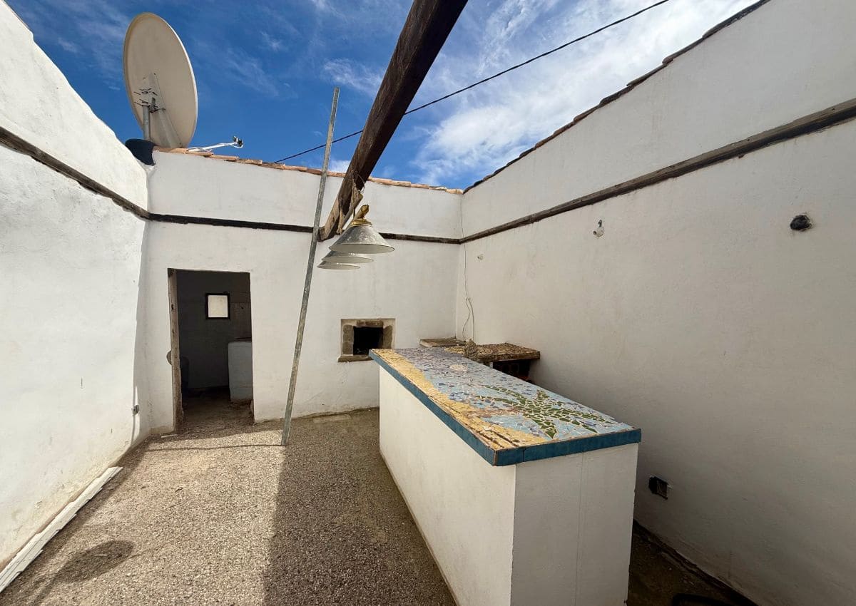 5 bedroom Finca/Country House for sale in Santa Maria de Nieva - € 179,950 (Ref: 9697774)