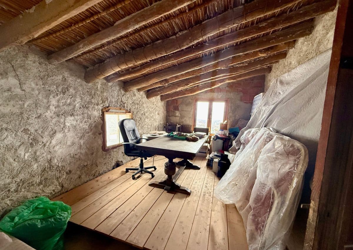 5 bedroom Finca/Country House for sale in Santa Maria de Nieva - € 179,950 (Ref: 9697774)