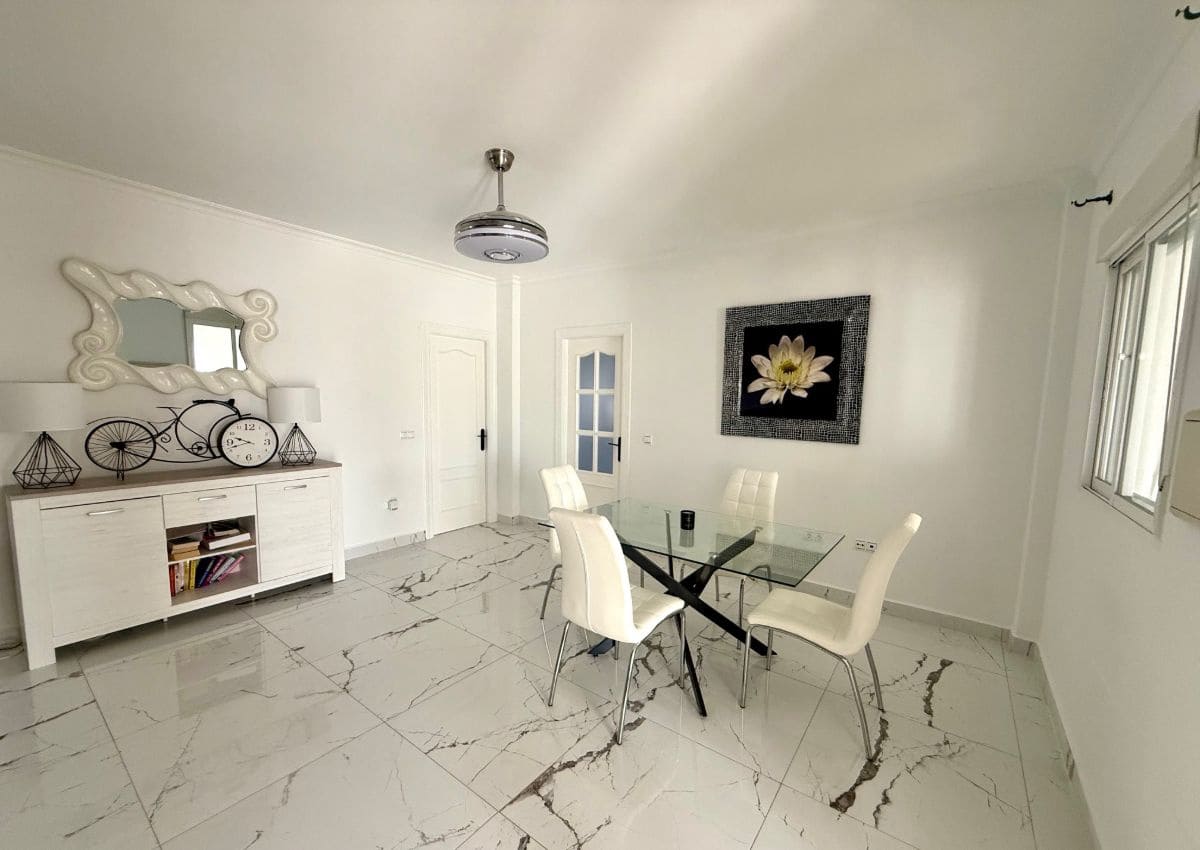 3 makuuhuone Huvila myytävänä paikassa Arboleas mukana uima-altaan - 310 000 € (Ref: 9719312)