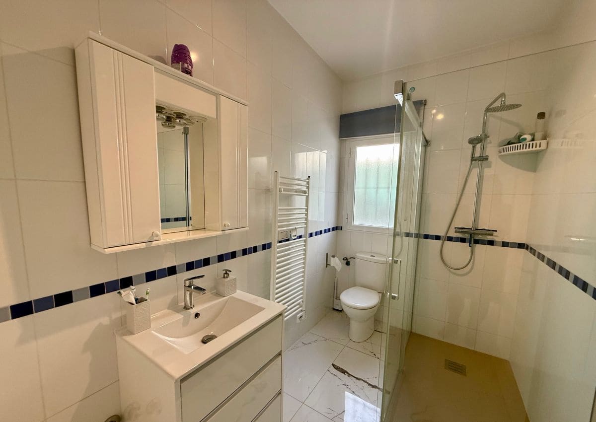 3 makuuhuone Huvila myytävänä paikassa Arboleas mukana uima-altaan - 310 000 € (Ref: 9719312)