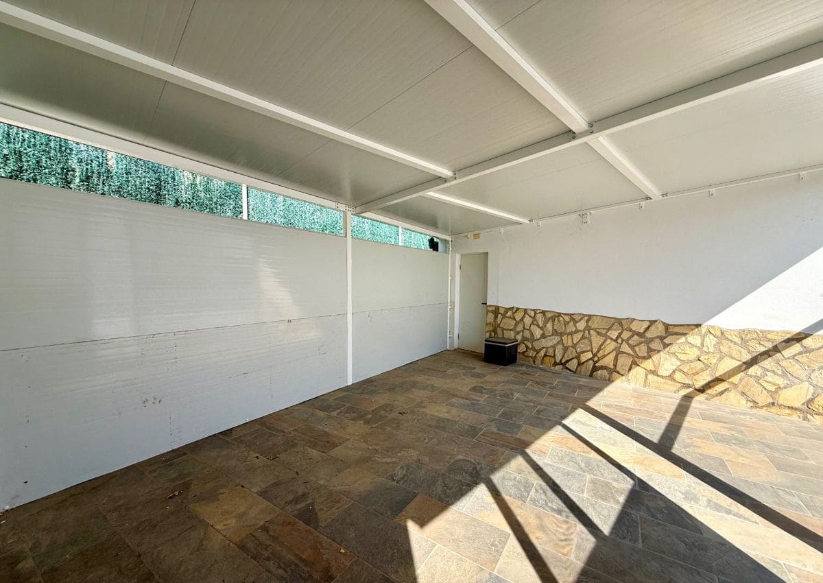 3 makuuhuone Huvila myytävänä paikassa Arboleas mukana uima-altaan - 310 000 € (Ref: 9719312)