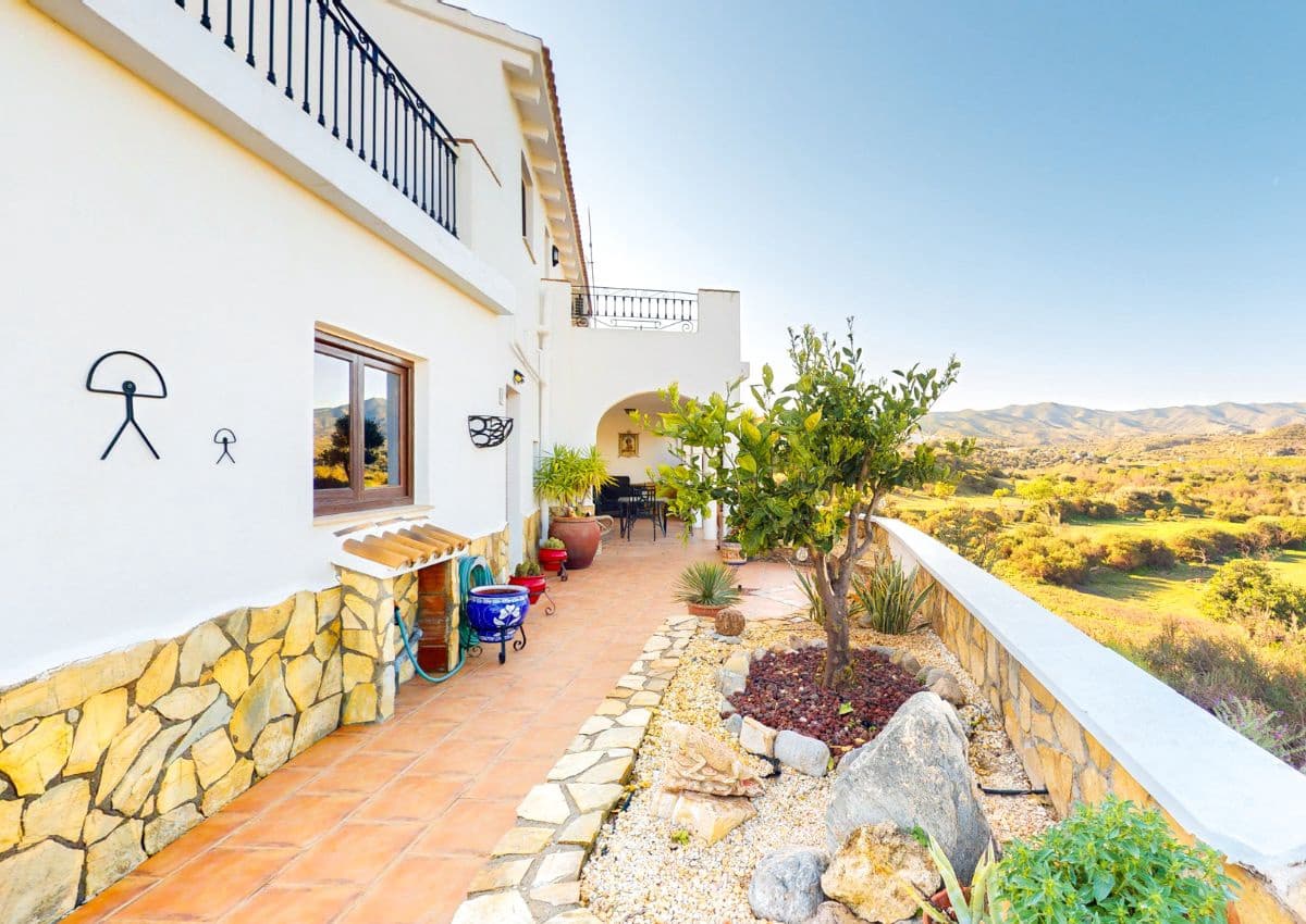 3 sovrum Finca/Hus på landet till salu i Arboleas med pool - 300 000 € (Ref: 9731249)