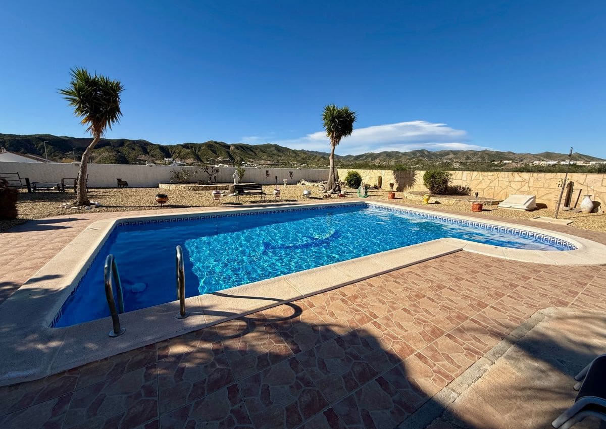 2 bedroom Villa for sale in Arboleas with pool - € 274,950 (Ref: 9758159)