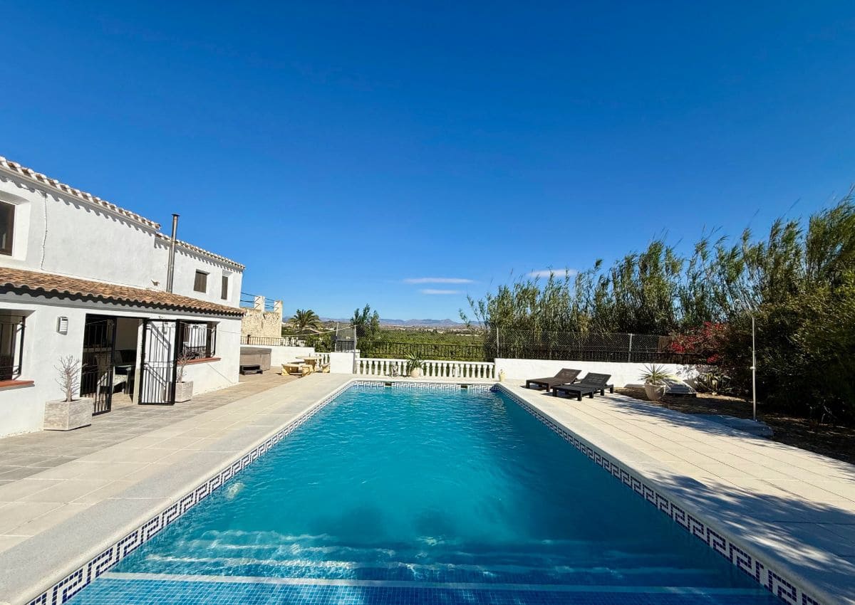 2 bedroom Finca/Country House for sale in Arboleas with pool - € 245,000 (Ref: 9777124)
