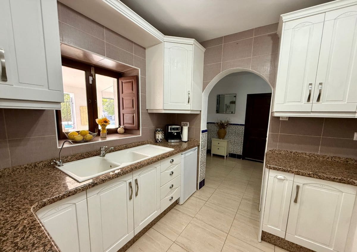 2 bedroom Finca/Country House for sale in Arboleas with pool - € 245,000 (Ref: 9777124)