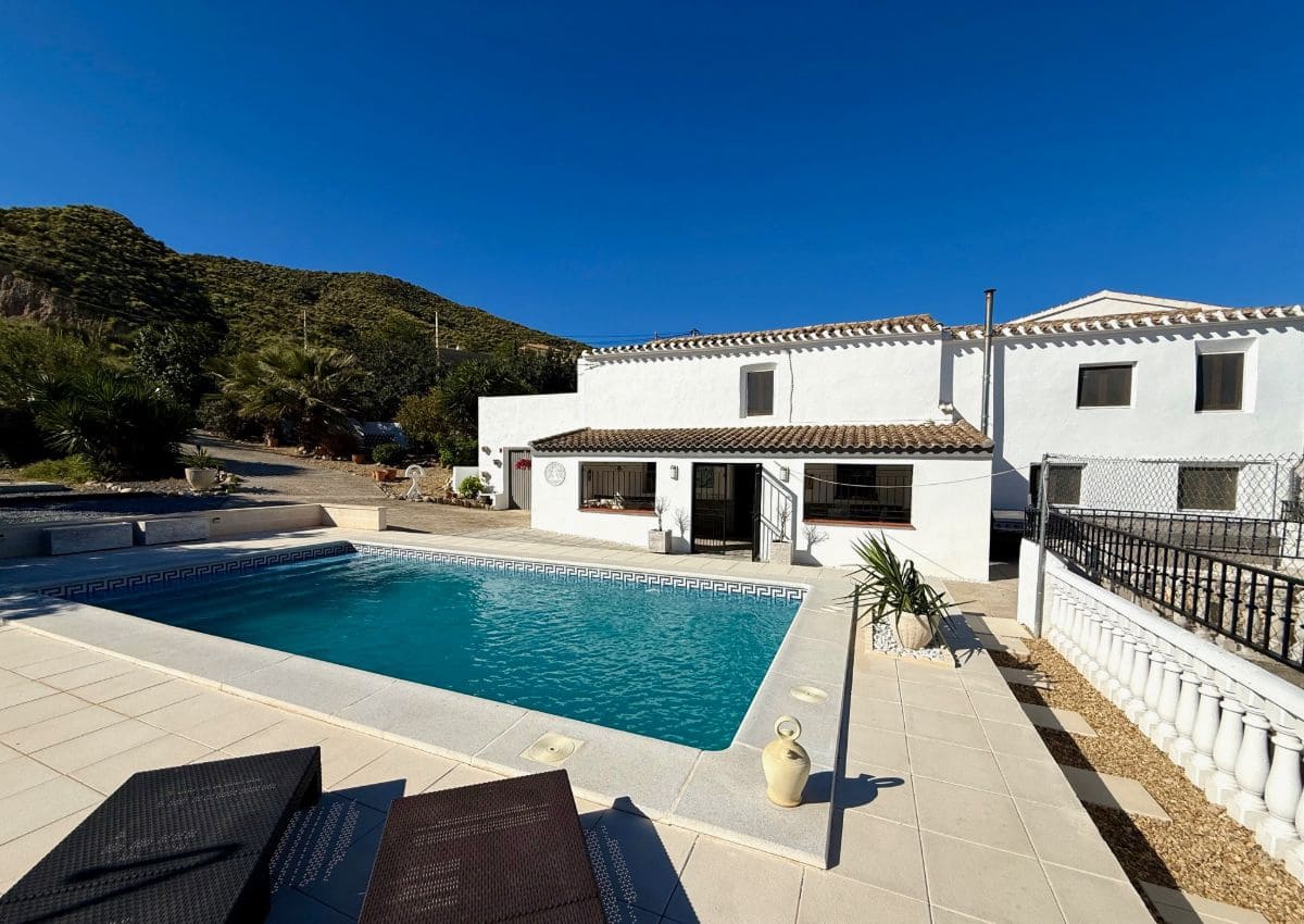 2 bedroom Finca/Country House for sale in Arboleas with pool - € 245,000 (Ref: 9777124)