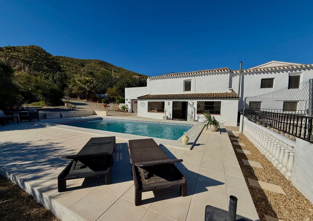 2 bedroom Finca/Country House for sale in Arboleas with pool - € 245,000 (Ref: 9777124)