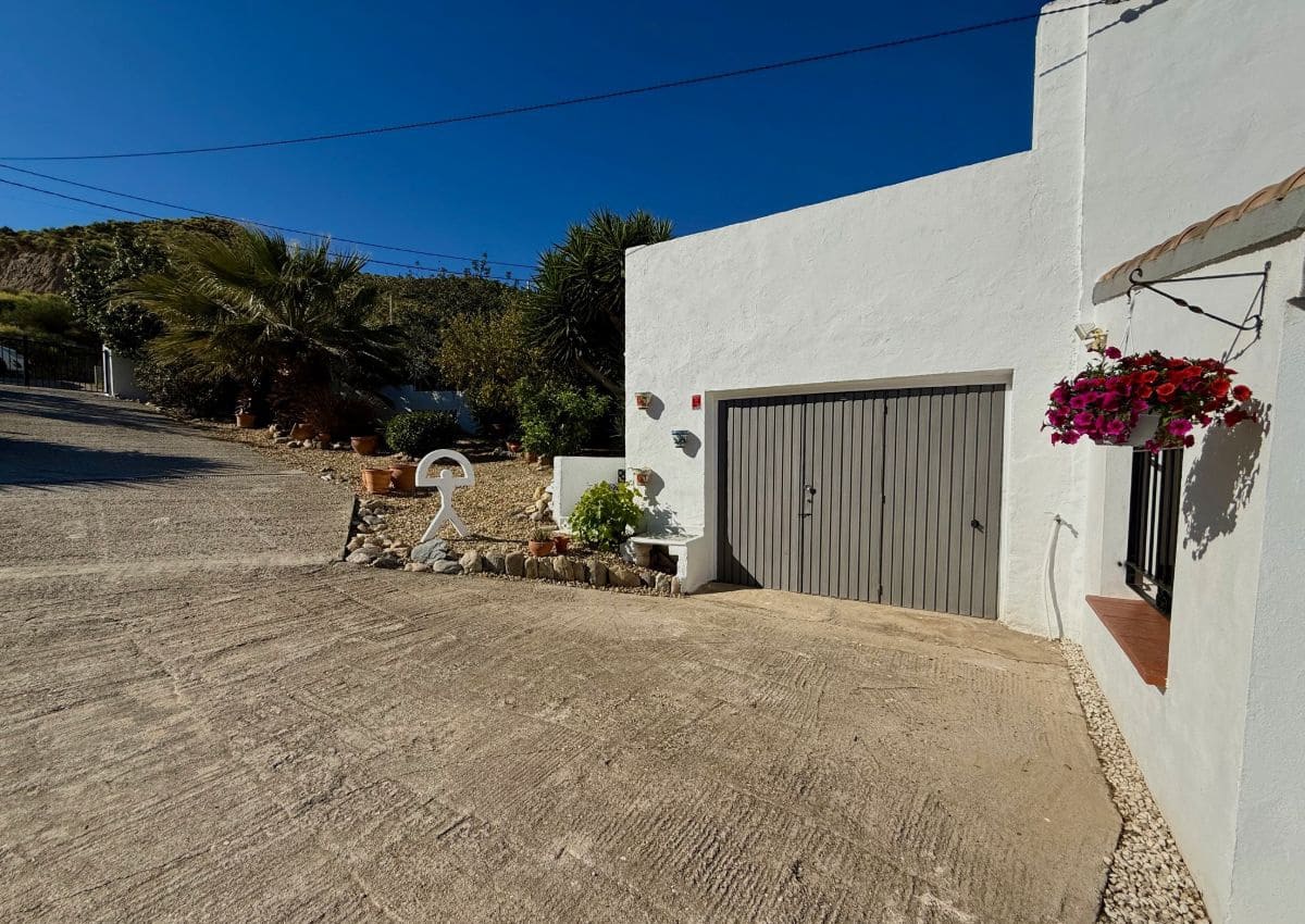 2 bedroom Finca/Country House for sale in Arboleas with pool - € 245,000 (Ref: 9777124)