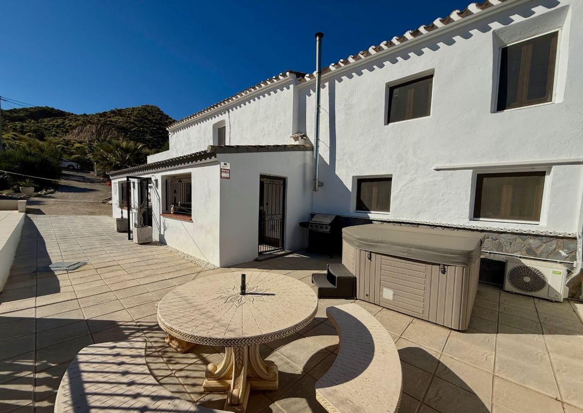 2 bedroom Finca/Country House for sale in Arboleas with pool - € 245,000 (Ref: 9777124)