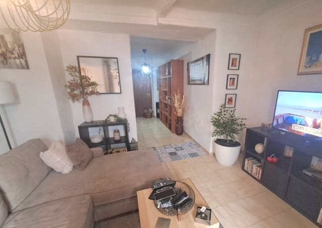 3 soveværelse Byhus til salg i Castillo de Locubín - € 69.995 (Ref: 9789880)