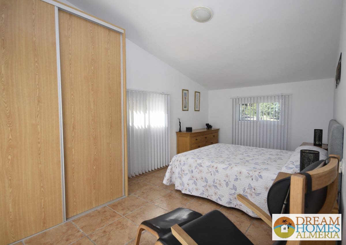 4 slaapkamer Villa te koop in Almanzora met zwembad - € 349.995 (Ref: 9815041)