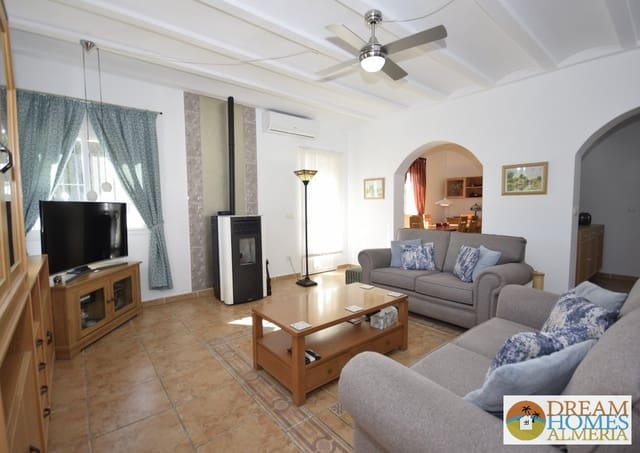 4 slaapkamer Villa te koop in Almanzora, Cantoria met zwembad - € 349.995 (Ref: 9815041)