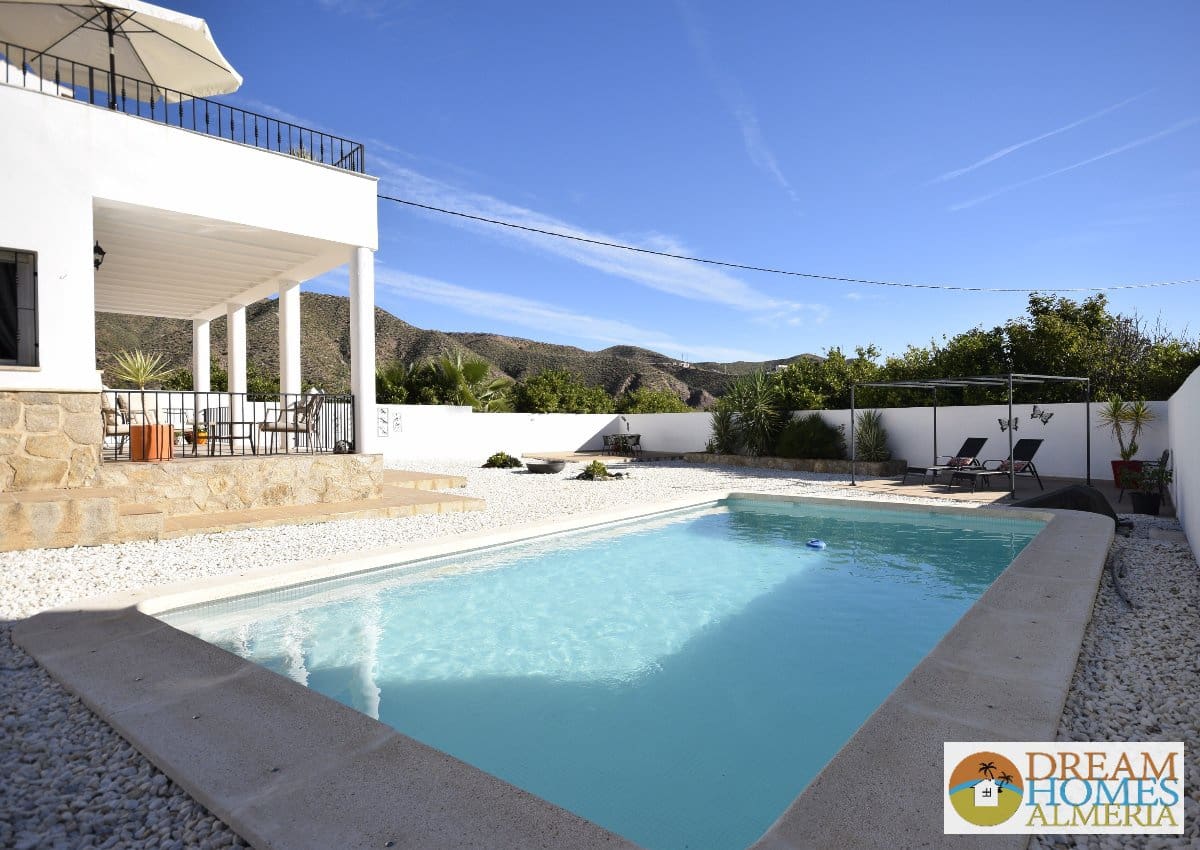 4 slaapkamer Villa te koop in Almanzora met zwembad - € 349.995 (Ref: 9815041)