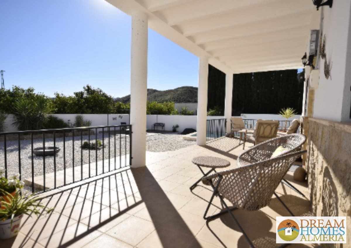4 slaapkamer Villa te koop in Almanzora met zwembad - € 349.995 (Ref: 9815041)
