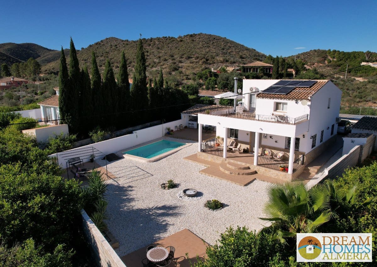 4 slaapkamer Villa te koop in Almanzora met zwembad - € 349.995 (Ref: 9815041)